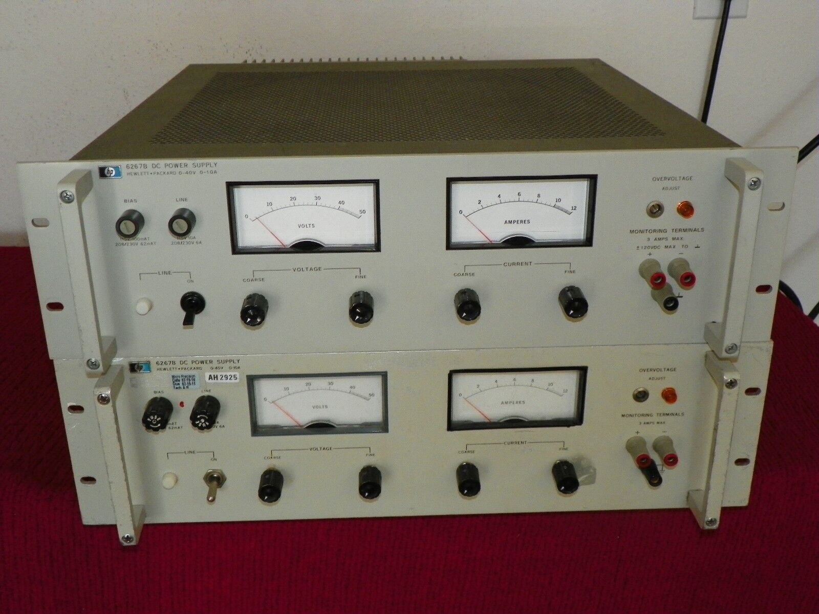 Agilent HP 6267B DC power supply 40 Volts at 10 Amps Agilent HP 6267B DC power supply 40 Volts at 10 Amps